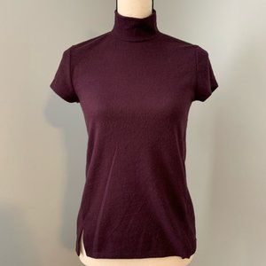 Short sleeve turtle neck sweater